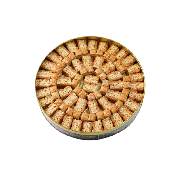 Aseyah mit Cashew – orientalisches Gebäck aus Blätterteig und Cashewkernen