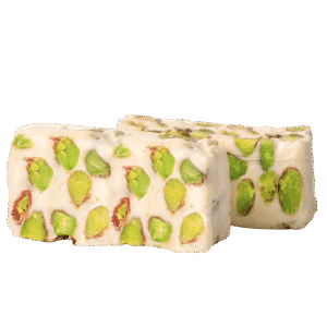 Weiße Nougat mit Pistazien – zarte orientalische Süßigkeit mit Nüssen